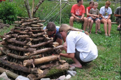 Kako so potekale priprave tabornega prostora za projekt Glej daleč.