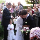 Peter: "Jaz, Peter, vzamem tebe, Karli, za svojo ženo in obljubljam, da ..."
Karli: "Jaz, Karli, vzamem tebe, Peter, za svojega moža in obljubljam, da ..."
