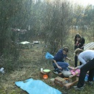...in začeli smo jesti kulinarične specialitete na prvem tekmovanju v skavtskem kuhanju.
V Dečnem selu pri Brežicah se je tako 7.11.2010 odvijalo prvo tekmovanje v skavtskem kuhanju Bogžegni 2010, ki je skupni projekt sosednjih stegov Brežice 1, Krško 1 in Šentjernej 1. Ekipo so sestavljali štirje člani – klanovci in voditelji, tekmovanja pa so se udeležile ekipe iz Celja 1, Komende 1, Šentjerneja 1, Krškega 1 in Brežic 1.
